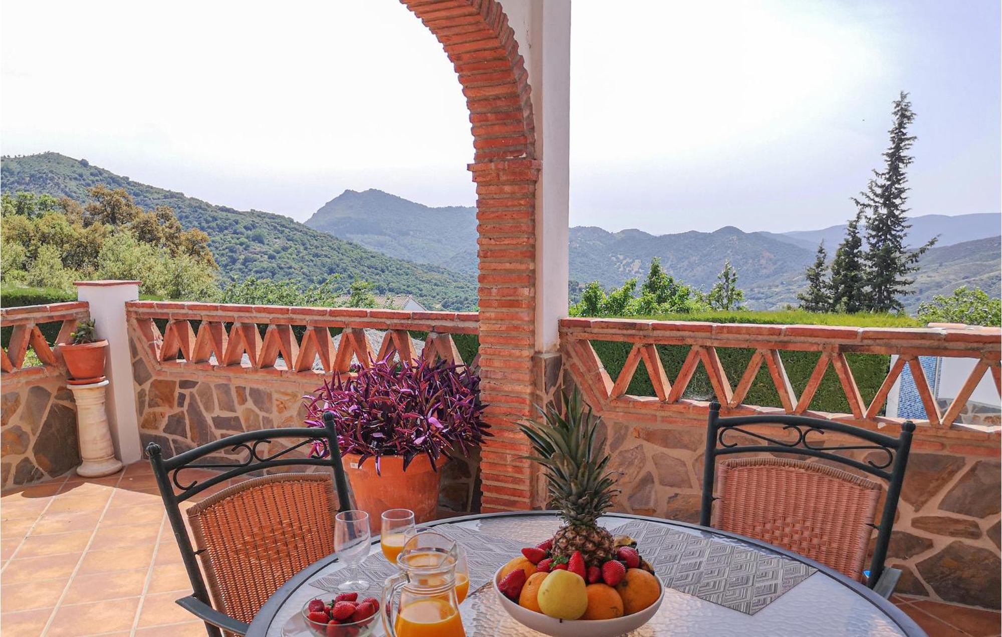 Awesome Home In Algatocín 外观 照片